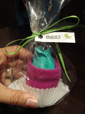 budget friendly baby shower favor diy facecloth cupcake 